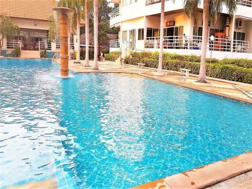 1 Bedroom Apartment At View Talay 5