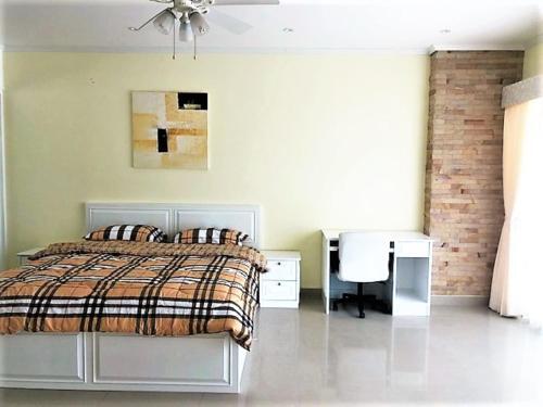 1 Bedroom Apartment At View Talay 5
