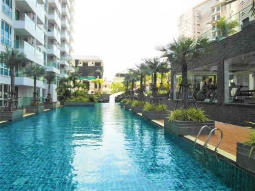 The Cliff Pratumnak - Floor 10 Sea View Studio