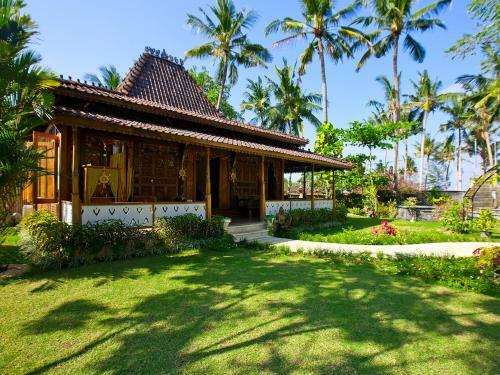 Puri Nirwana Luxury Beachfront Villa