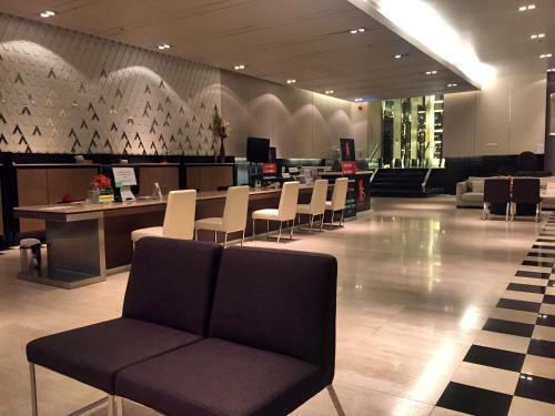 Studio Apartment Near Bts Skytrain Nana Station