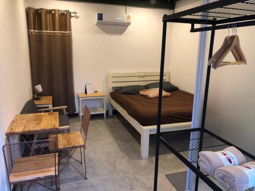 Hostal Bluefin Guesthouse