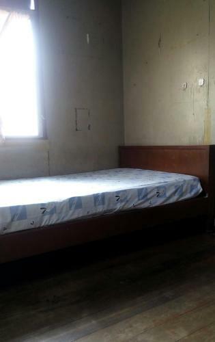 Hostal Anurak Guesthouse
