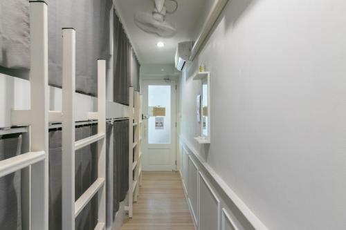 Ratana Boutique Hostel