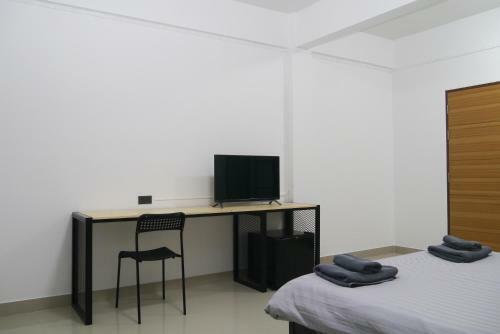 Hostal Baan Mai Guest House