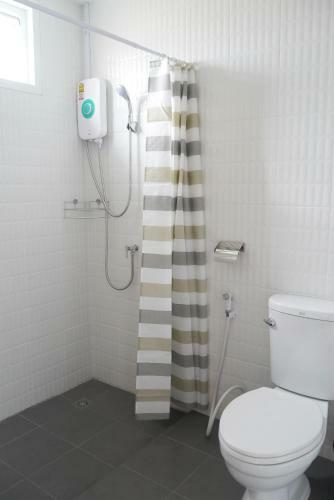 Hostal Baan Mai Guest House