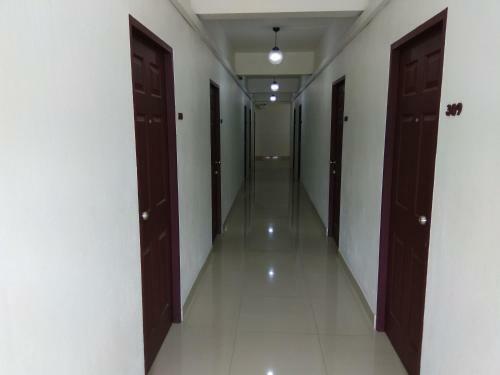 Hostal Baan Mai Guest House