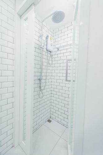 Laf Hotel Aree