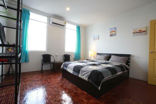 Zee Thai Hostel