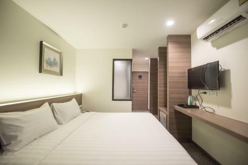 Sovereign Group Hotel At Pratunam