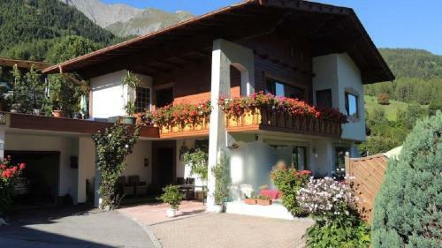 Hostal G�stehaus Kratzer