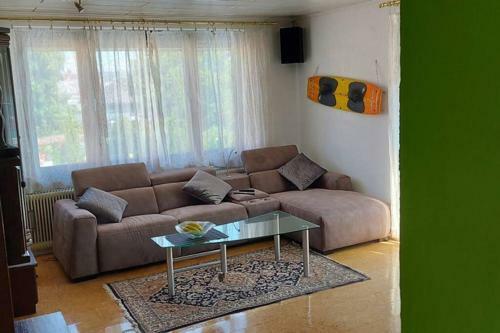 Quiet Apartment Close To Town