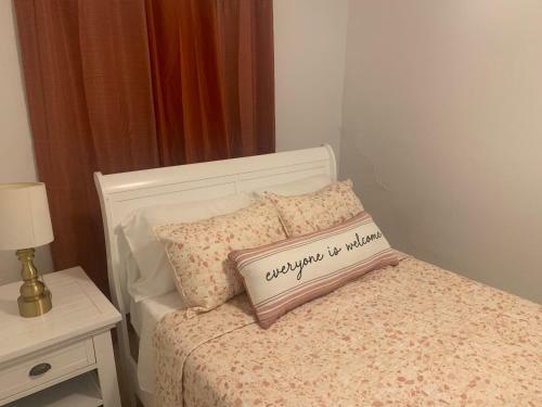 Nice And Quiet 2 Beds 1 Bath In Oakland Fl