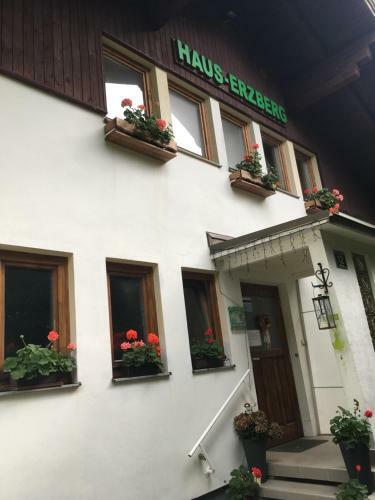 Bed & Breakfast Haus-erzberg