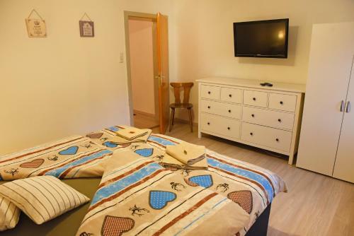 Apartamento 80 M2 Haush�lfte, 3 Zimmer, Parkpl�tze, Bis 6 Pers