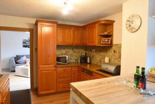 Apartamento 80 M2 Haush�lfte, 3 Zimmer, Parkpl�tze, Bis 6 Pers