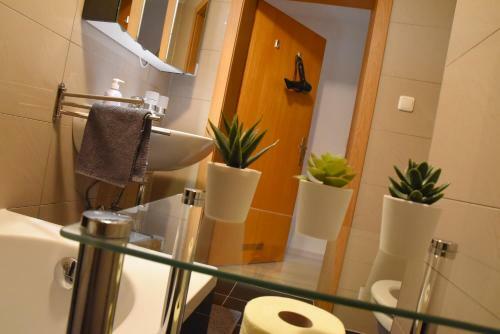 Apartamento 80 M2 Haush�lfte, 3 Zimmer, Parkpl�tze, Bis 6 Pers