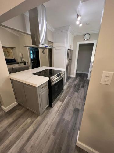 Beautiful Four Bedroom Home In Hollywood Florida