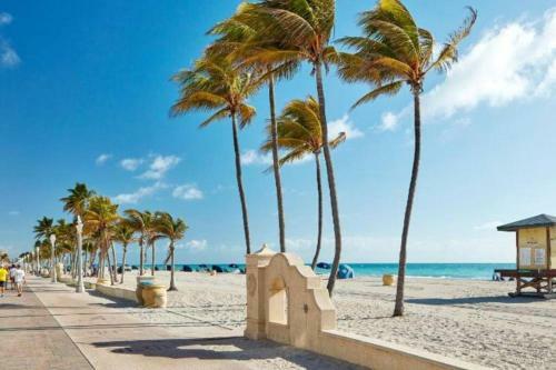 Apartamento Studio King Suite 10 Mins From The Beach