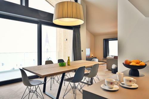 Hotel Warth52-w52 Apartments
