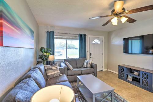 Charming Merritt Island Home With Pool And Grill!