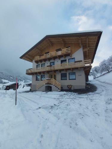Apartamento Vorderkreuzsaalgut
