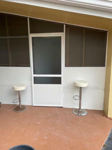 Apartamento Reatha?s Comfort Suites