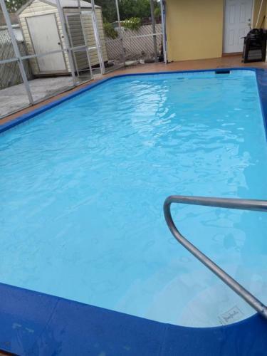 Apartamento Reatha?s Comfort Suites