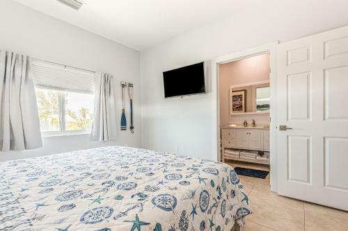 Blue Bungalow