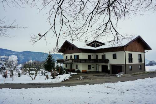 Apartamento Ferienwohnung Hausleitner