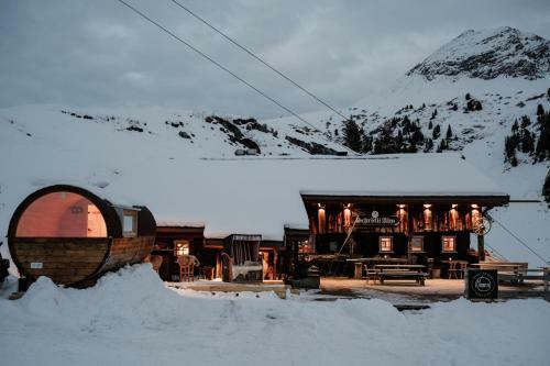 Hotel Mount74
