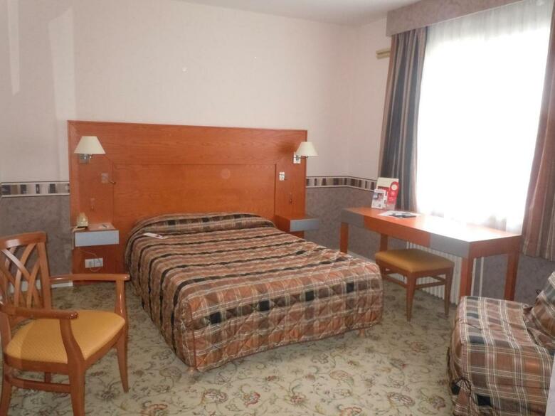 Inter-hotel Le Bellevue Montrichard