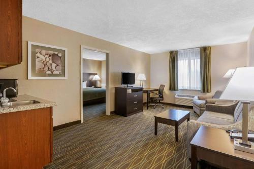 Hotel Quality Inn & Suites Des Moines