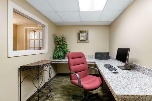Hotel Quality Inn & Suites Des Moines