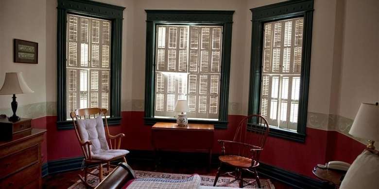 Bed & Breakfast Frederick House