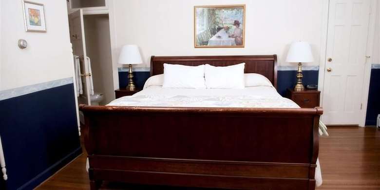 Bed & Breakfast Frederick House