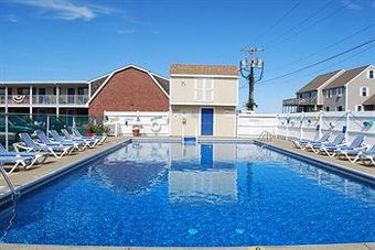 Hotel Pilgrim Sands On Long Beach
