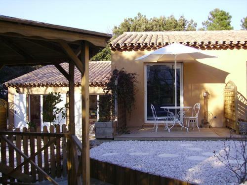 Hostal La Moucheli�re