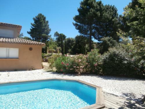 Hostal La Moucheli�re