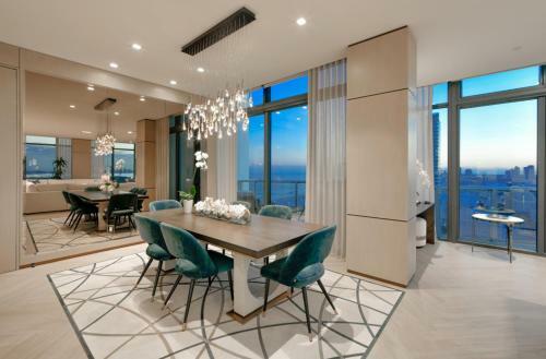Apartamento Upper Penthouse With 2nd Story Expensive Pool Deck