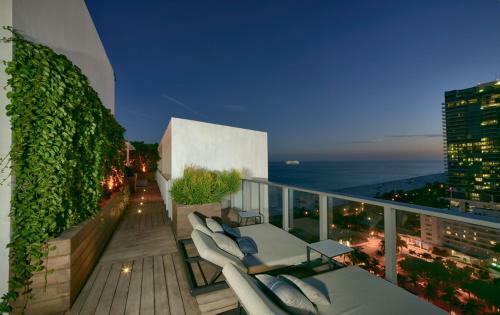 Apartamento Upper Penthouse With 2nd Story Expensive Pool Deck