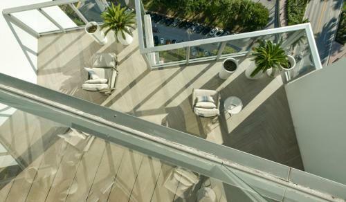 Apartamento Upper Penthouse With 2nd Story Expensive Pool Deck