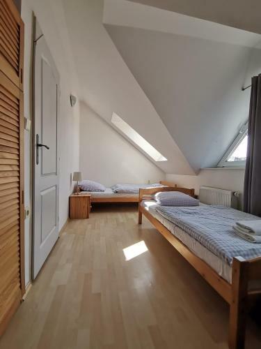 Hostal Penzion Pod Kostel�?kem