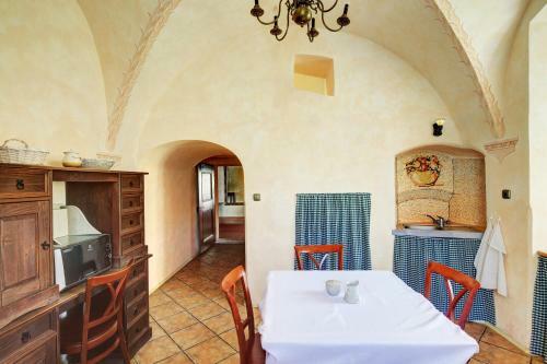 Hostal D?m Z�meck�ch Kaplan?