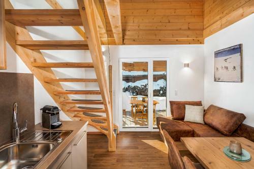 Apartment 5 Peaks
