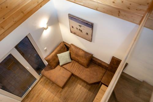 Apartment 5 Peaks