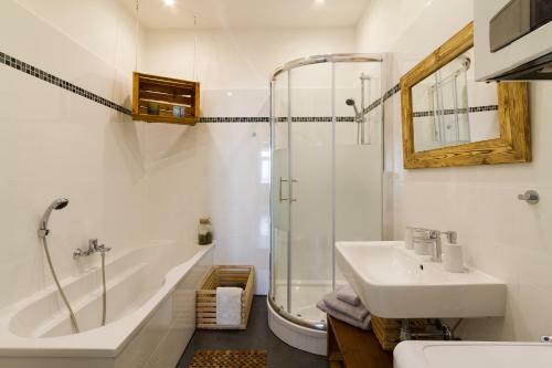 Apartment Vienna Your Home Abroad