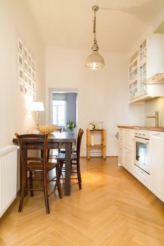 Apartment Vienna Your Home Abroad