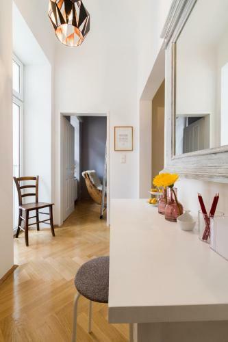 Apartment Vienna Your Home Abroad