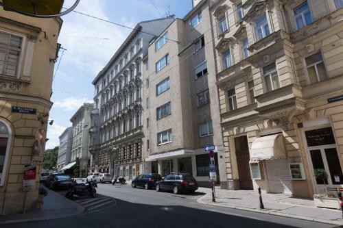 Modern Apartment At Rathaus